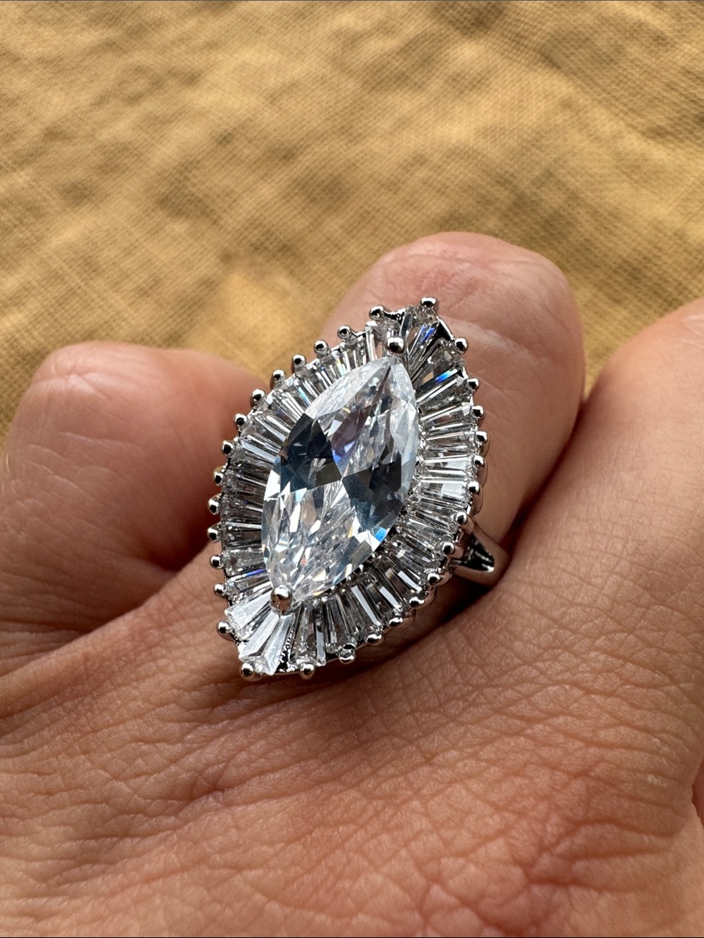 Vintage-Inspired Marquise Halo Cubic Zirconia Ring in Silver Size 6